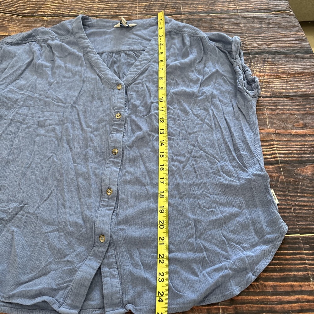 ORVIS Women's Gauzy Button Front Textured Relaxed Fit Top Size M - Picture 8 of 10